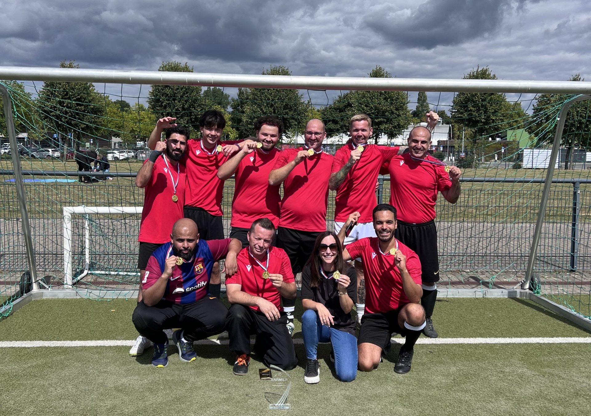 Triopt Group gewinnt Barmer Firmenfußball Cup in Moers.